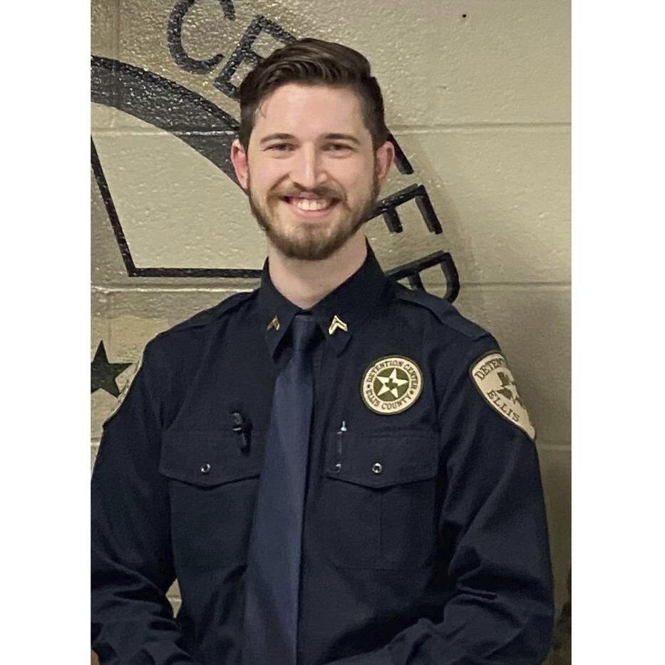 Texas jailer dies after being assaulted by confined man, sheriff says